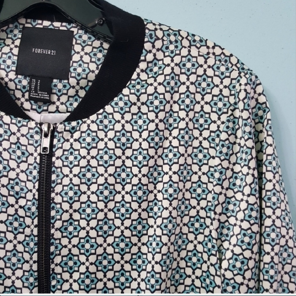 F21 Small Easy Zip All over Print Bomber Jacket
